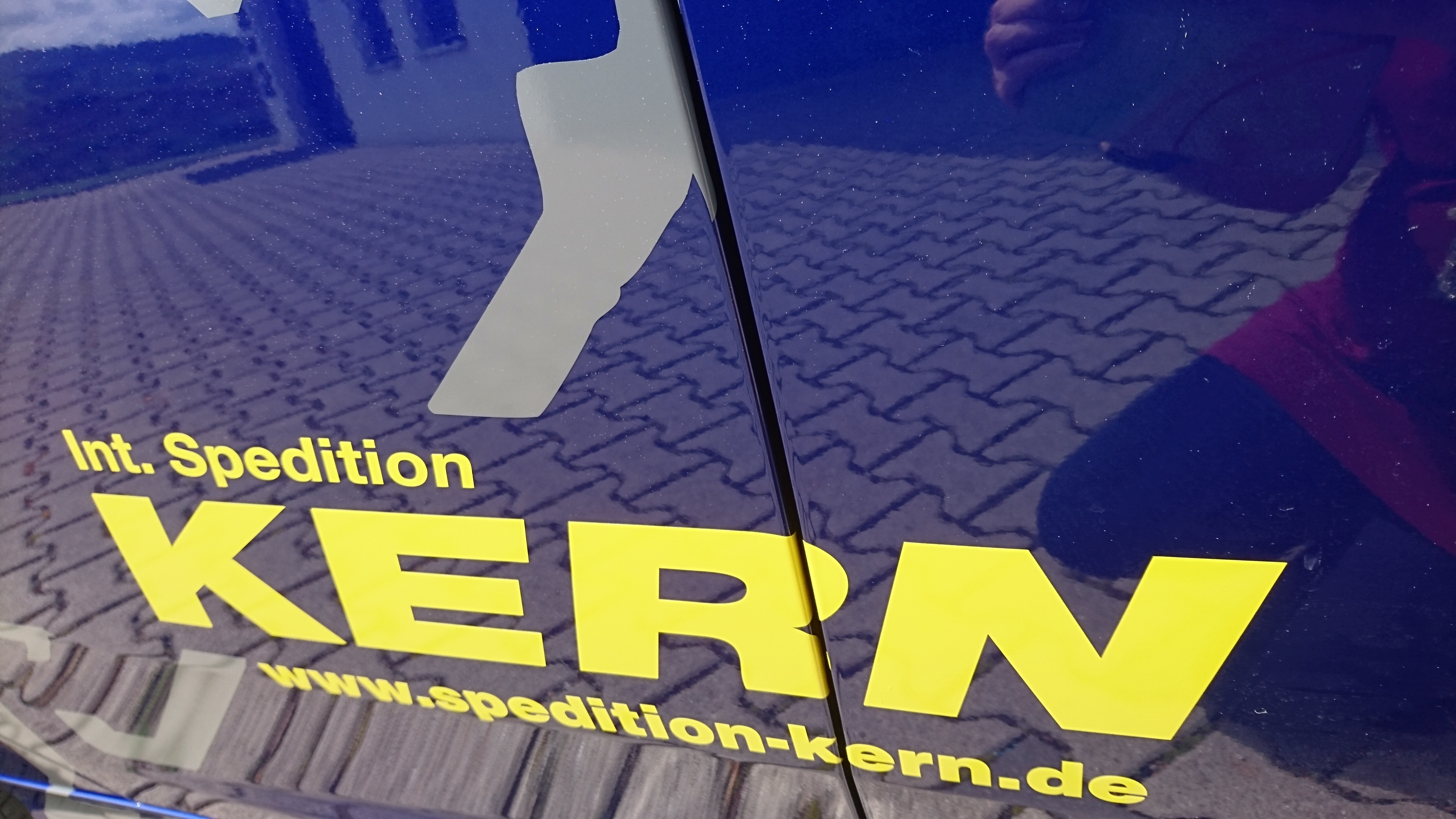 Fahrzeugwerbung KERN